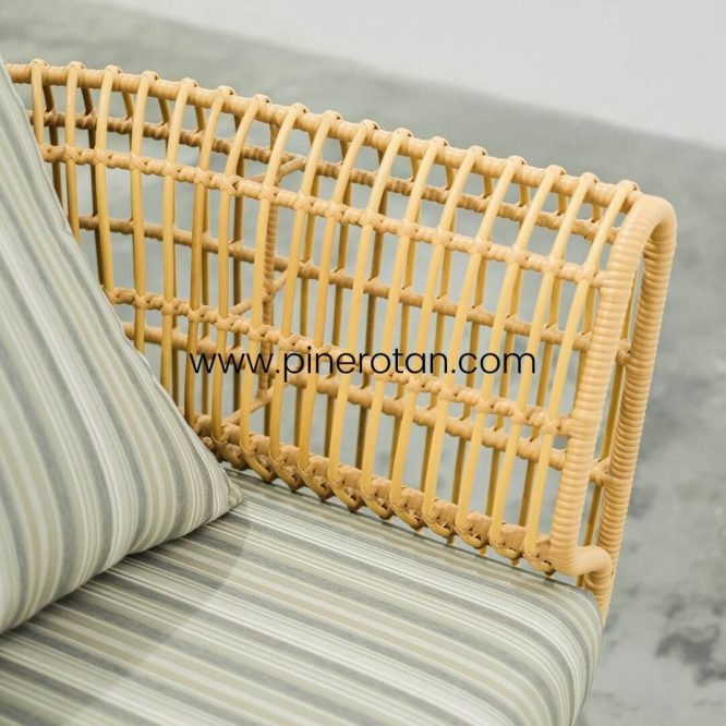 Sofa Tamu 1 Seater Minimalis Modern Pine Rotan / Kursi Sofa Outdoor Rotan Sintetis Premium Taman / Teras - Terra Sofa - Tavira 180 - Plain Honey