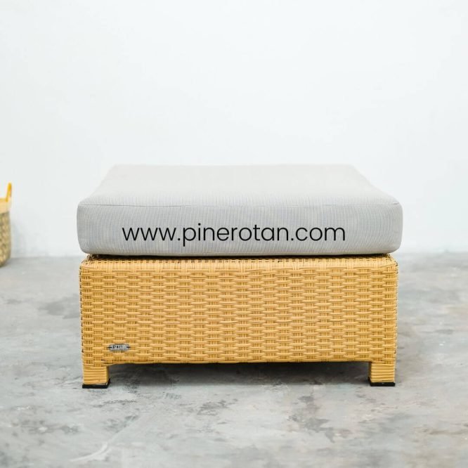 Sofa Stool Rotan Sintetis - North Ottoman - Natural Honey
