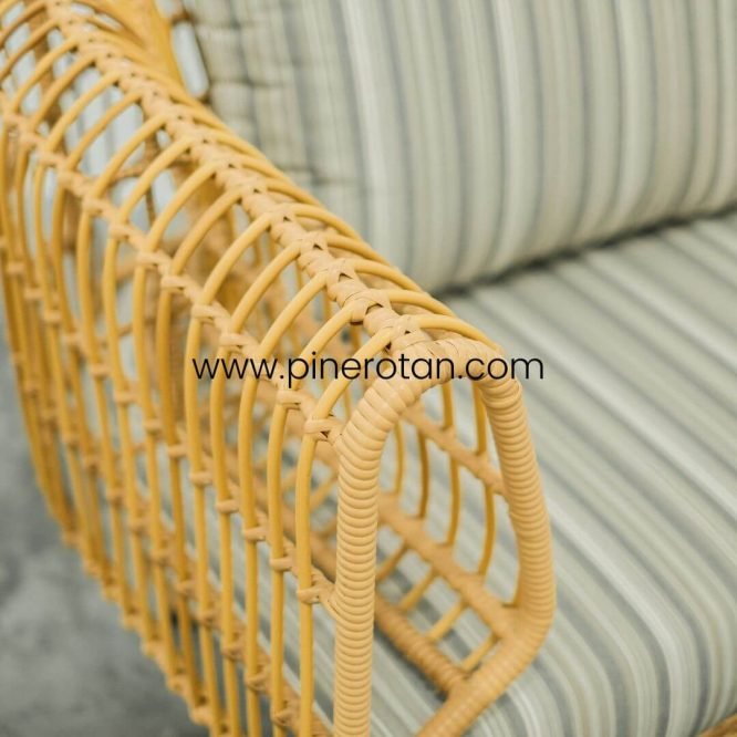 Sofa Tamu Minimalis Modern Pine Rotan / Sofa Teras Taman Rotan Sintetis Premium Outdoor - Terra Sofa 2 Seater - Tavira 180 - Plain Honey.