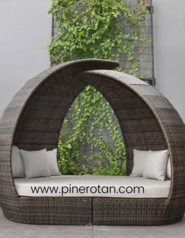Bale-Bale Rotan / Day Bed Rotan Sintetis - Cocoon - Croco