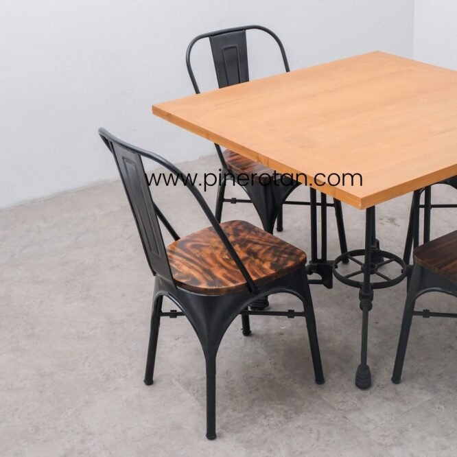 Meja Kursi Pine Rotan - Harley Polos Dining Set - Lotus DC
