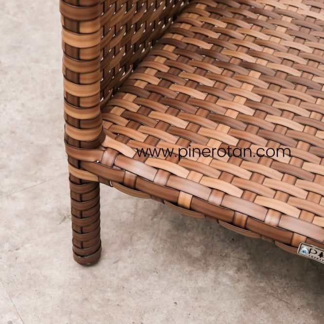 Meja Rotan Teras - Fema ST - Red Pine