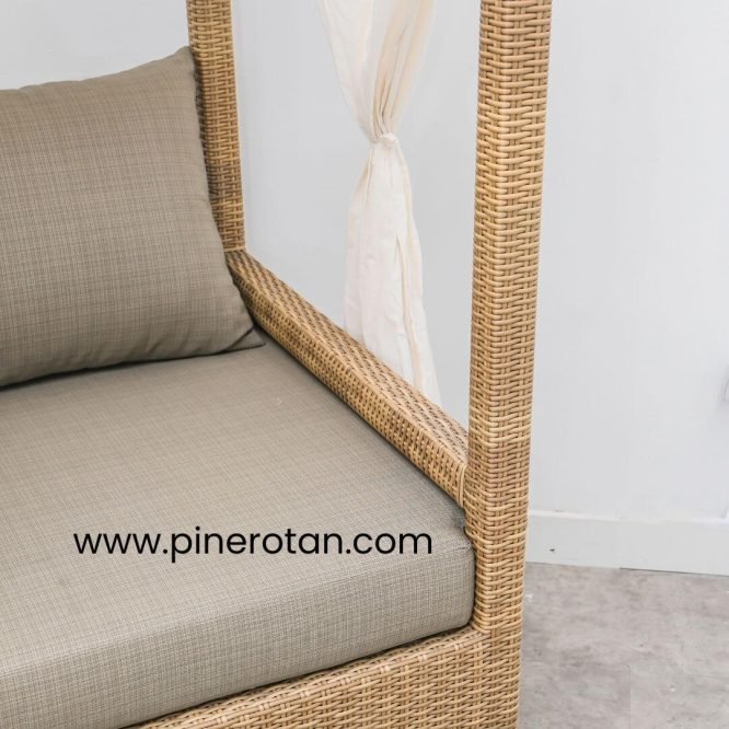 Sofa Jemur Kolam Renang