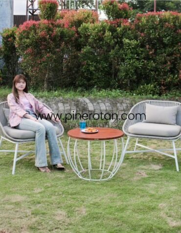Kursi Taman / Teras Set Rope Dengan Meja Bulat Minimalis Modern / Cleopatra Terrace Set - Labu Coffee Table