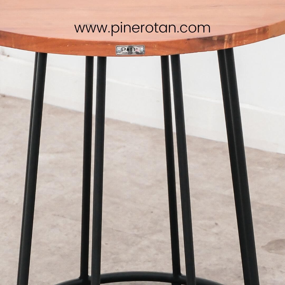Kursi Set Teras Minimalis Modern Dengan Meja Kopi Bulat Hitam Natural / Marlyn Rope Terrace Set - Maroko Coffee Table kayu.