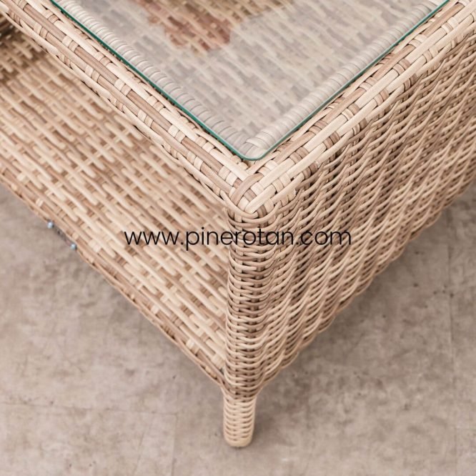 Meja Teras Anyaman Rotan - Fema ST - Seashell