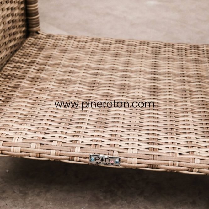 Meja Teras Rotan Sintetis - Fema ST - Seashell