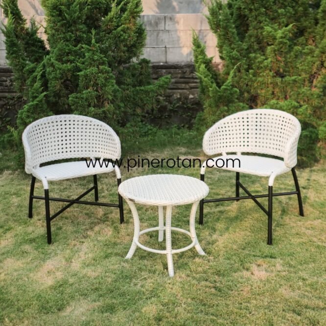 Set Kursi Outdoor Rotan -Jacky Terrace Set - Royal Side Table