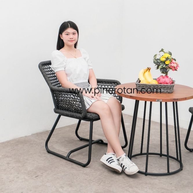 Meja Kopi Bulat Kursi Rope Polyeste Premium Teras Set Minimalis Modern / Maroko Rope Terrace Set - Maroko Coffee Table Kayu.