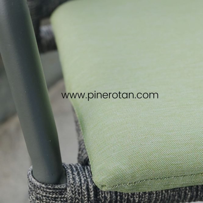 Kursi Teras / Taman / Makan Outdoor Anyaman Rope Premium Dengan Cushion - Pari Arm Chair