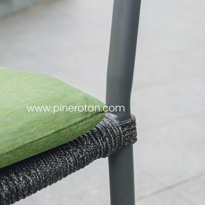 Kursi Teras / Taman / Makan Outdoor Anyaman Rope Premium Dengan Cushion - Pari Arm Chair