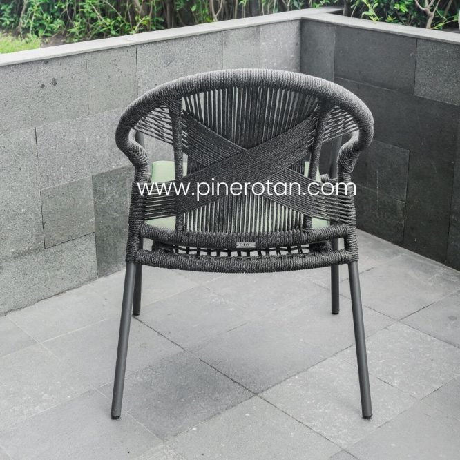 Kursi Teras / Taman / Makan Outdoor Anyaman Rope Premium Dengan Cushion - Pari Arm Chair