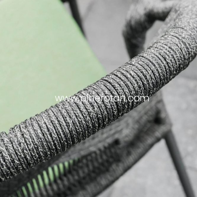 Kursi Teras / Taman / Makan Outdoor Anyaman Rope Premium Dengan Cushion - Pari Arm Chair