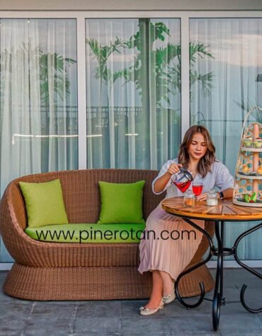 sofa outdoor rotan sintetis - hotel amarantha prambanan