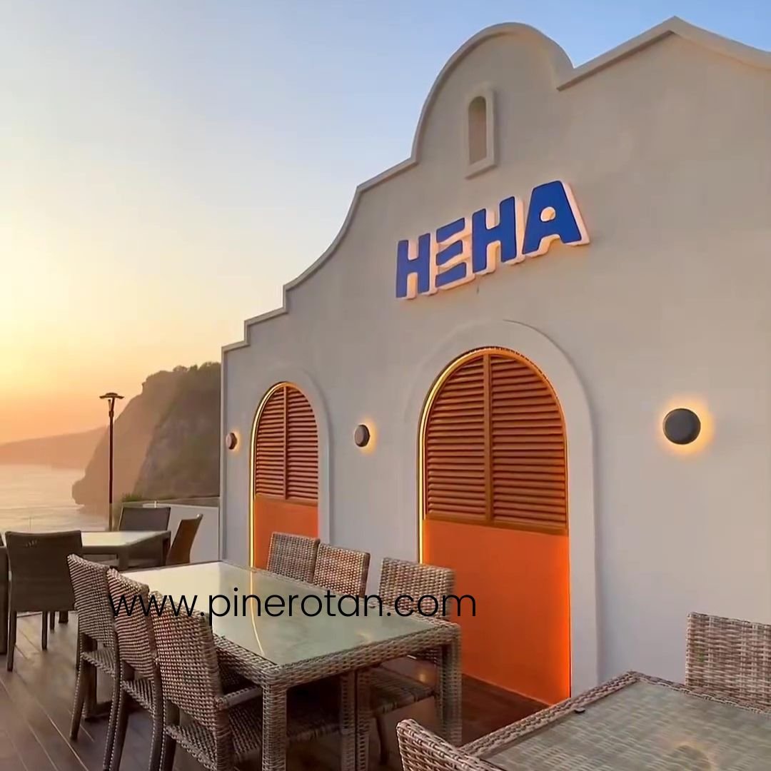 Meja Makan Outdoor Sintetis - Pine Rotan - Heha Ocean View