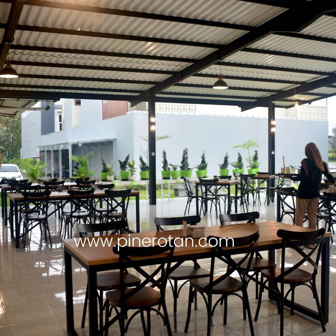 set meja makan resto - Talun Eatery Yogyakarta