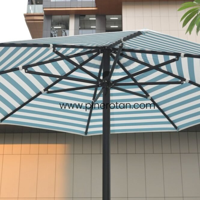 Set Payung - Meja Payung - Kursi Santai / Kursi Malas / Kursi Pantai / Sunbed / Summer Set Lounger dan Barito Umbrella