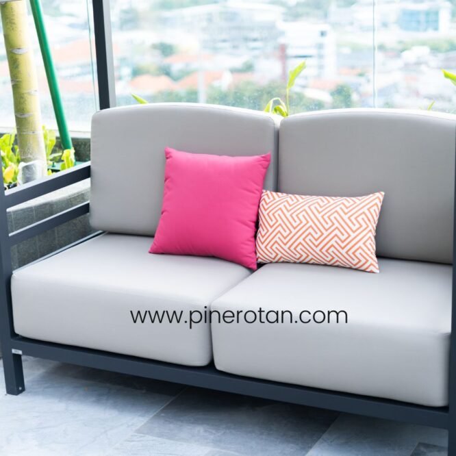 Bale-Bale / Day Bed - Sofa Cabana - Rotan Sintetis Pine Rotan