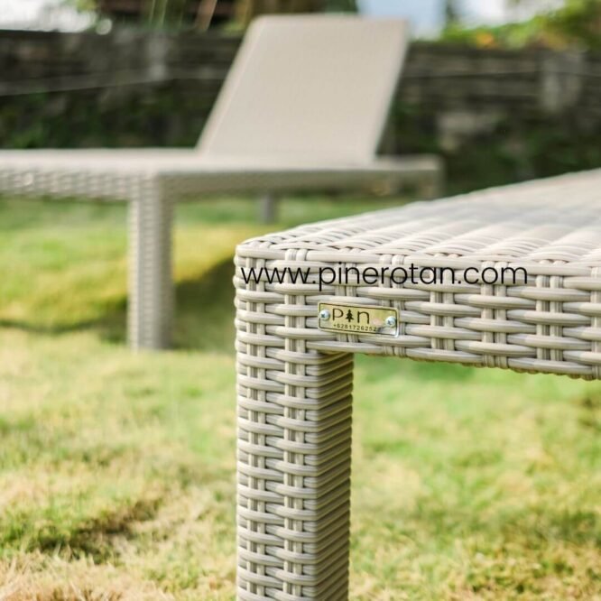Bale-bale Sintetis Rotan - Square Sun Lounger Ash Grey