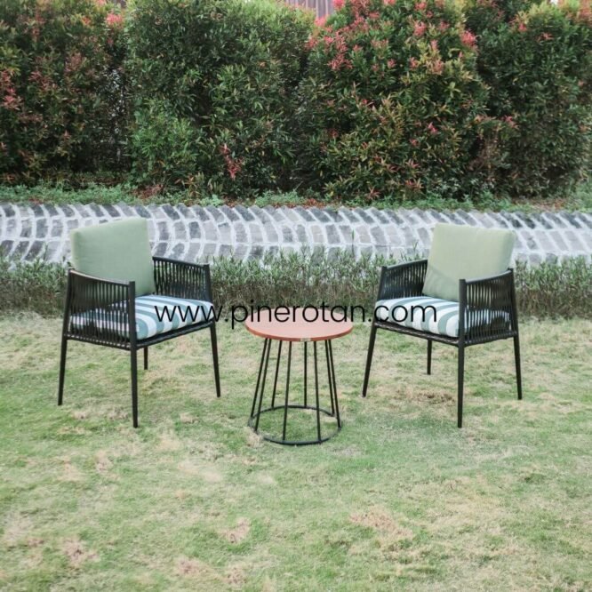 Kursi Anyaman Sintetis Rotan - Cherry Terrace Set - Maroko Side Table