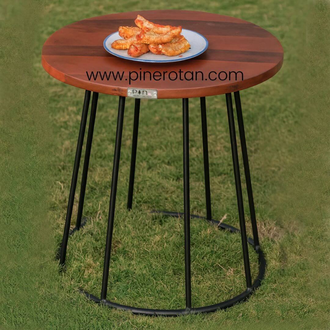 Meja Outdoor Kayu Solid - Maroko Side Table