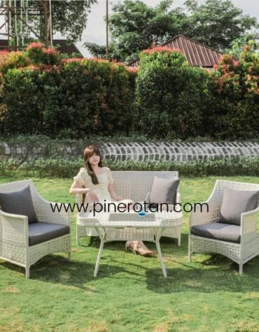 Set Kursi Meja Tamu. Sofa Anyaman Rotan Sintetis Karo - Karo Living Set - White Wash