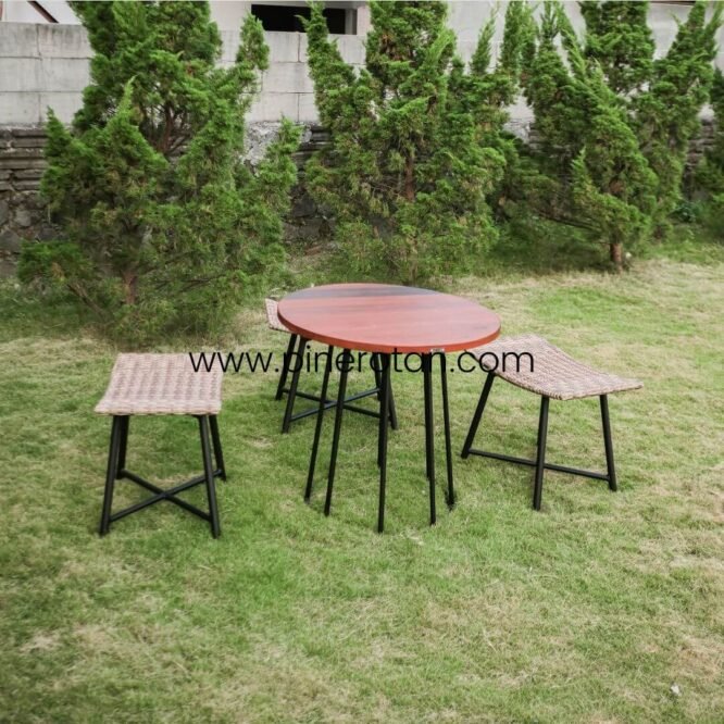 Stool Anyaman Sintetis Rotan - Karo Terrace Set - Maroko Coffee Table