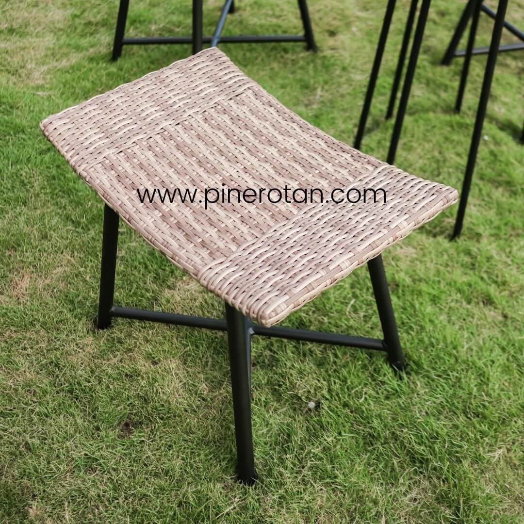 Kursi Stool Rotan Sintetis - Karo Stoll
