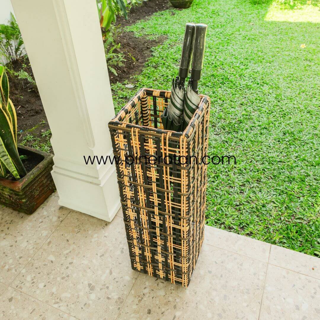 Umbrella Basket Rotan Sintetis - Coin Umbrella Holder